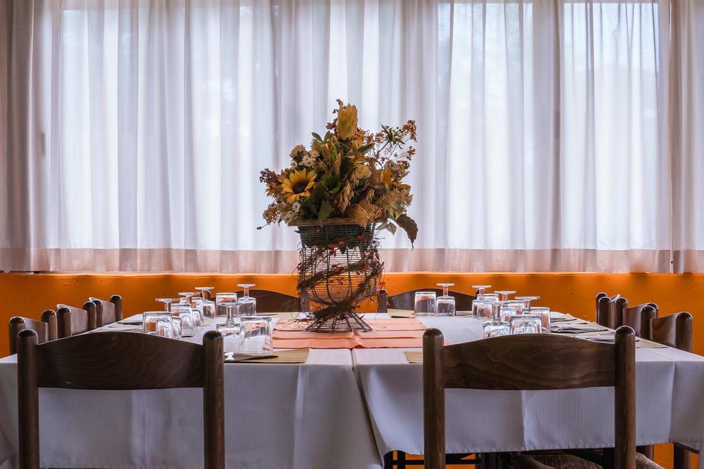 Ristorante Albergo Al Donatore Teòr Buitenkant foto